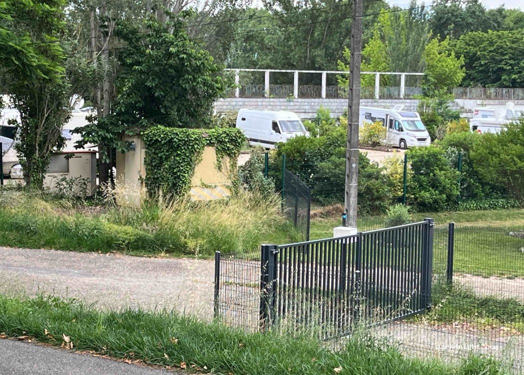 (82200) Moissac - 281 Chemin de la Rhode — foto 3