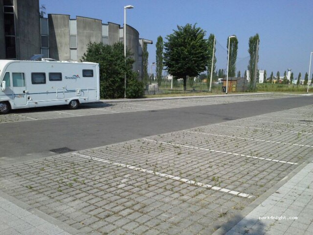 (43125) Parma - Via Chiavari — foto