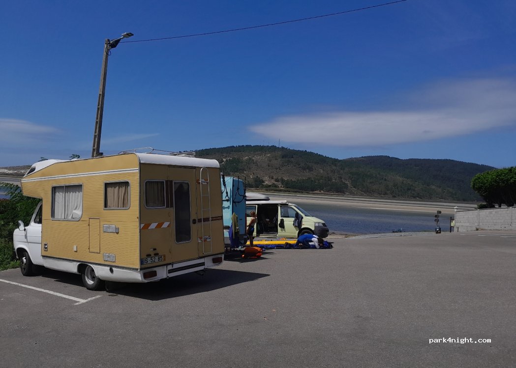 (15115) A Coruña - 17 Estrada Buño Laxe — foto