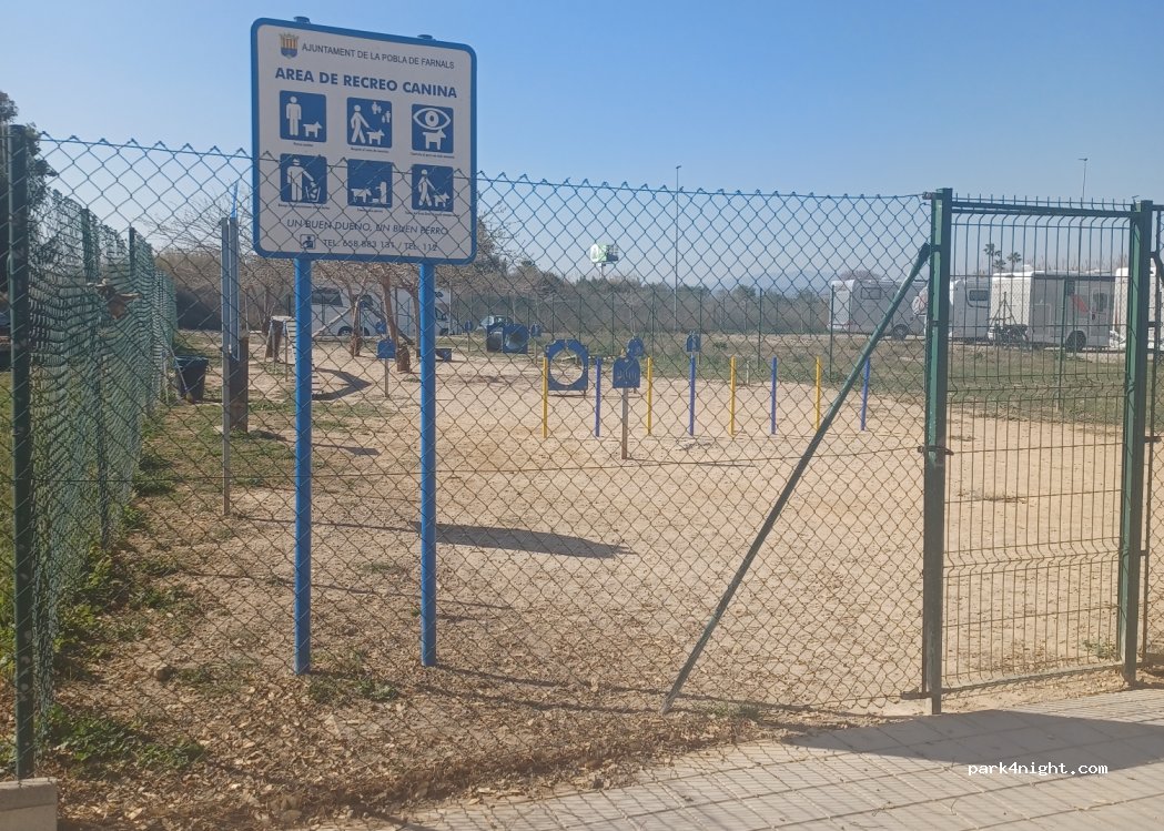 Área autocaravanas Farnals Playa — foto 2