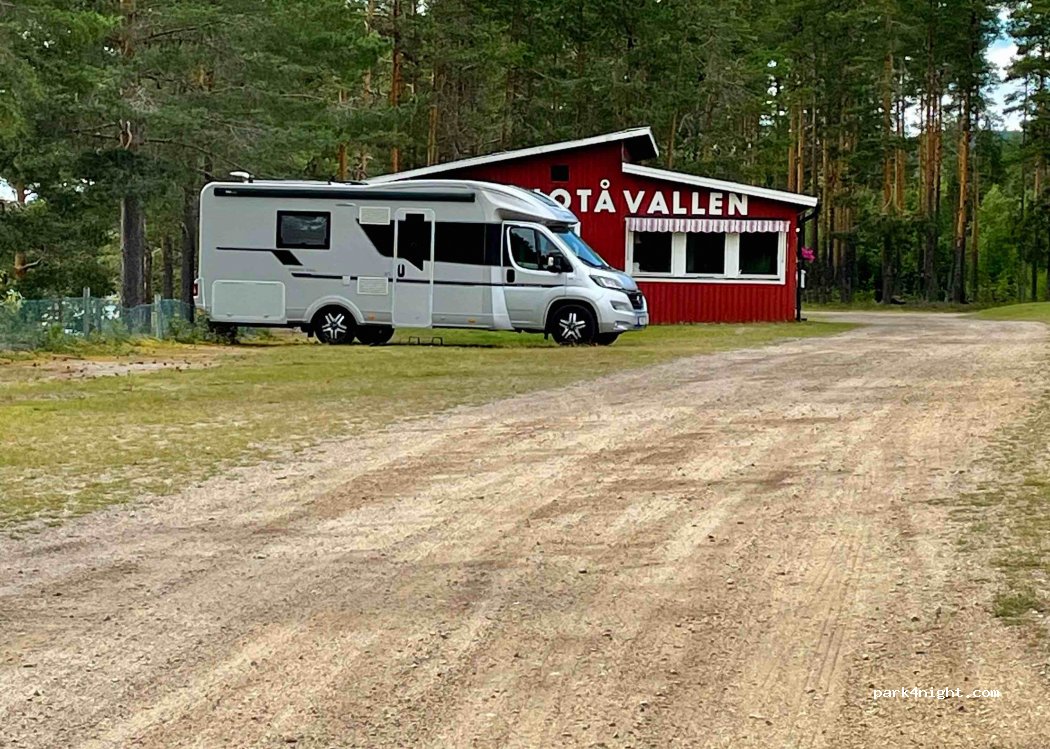 (840 67) Albacken - Unnamed Road — foto