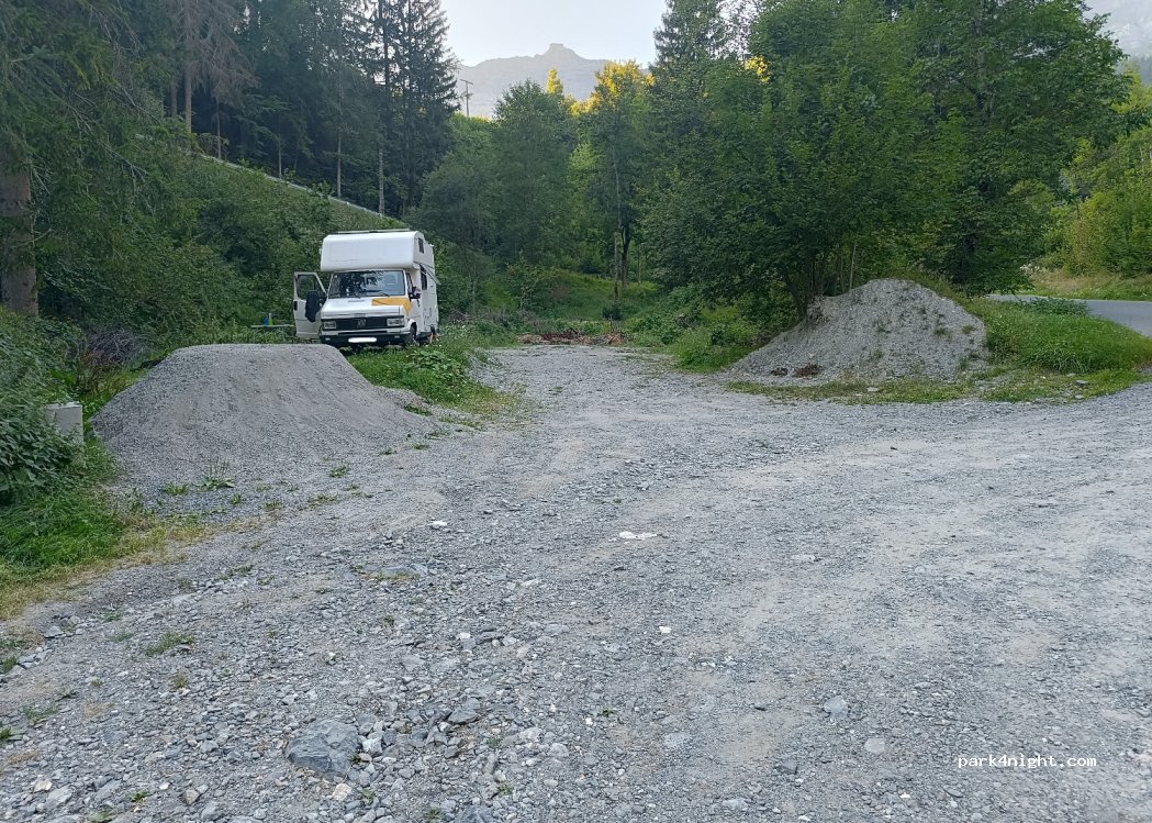 (74310) Servoz - 1000 Route du Mont — foto 2