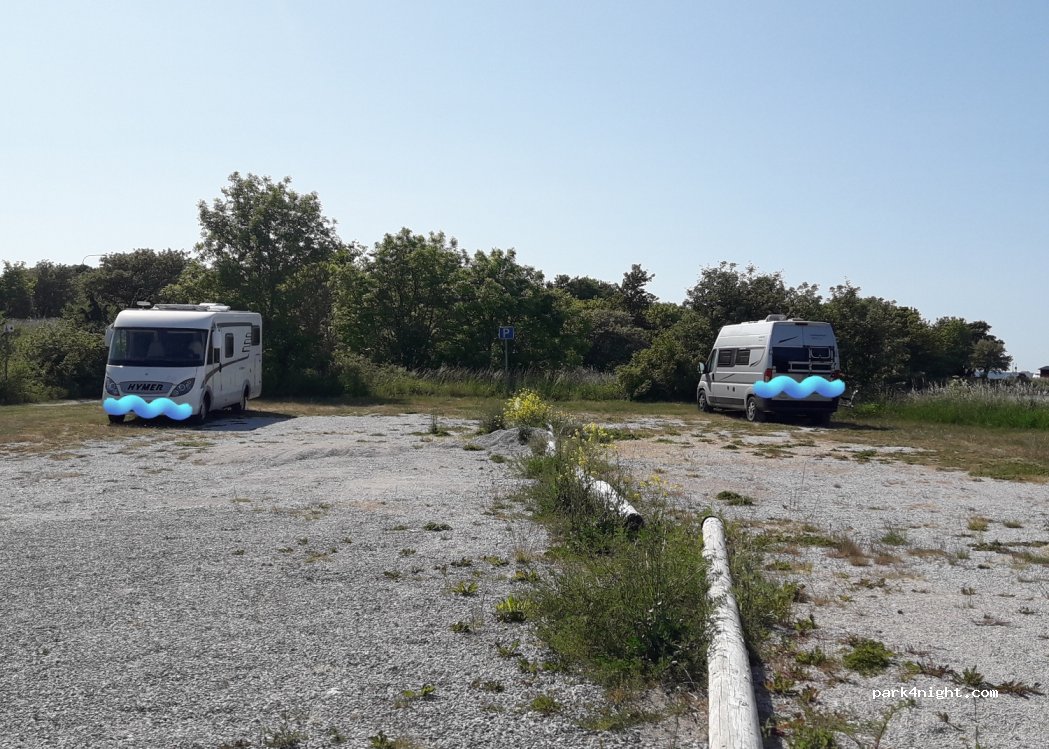 (623 35) Burgsvik - 32 Hamnvägen — foto 4