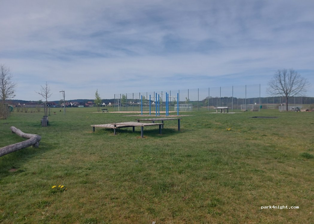 (91093) Heßdorf - Unnamed Road — foto 4