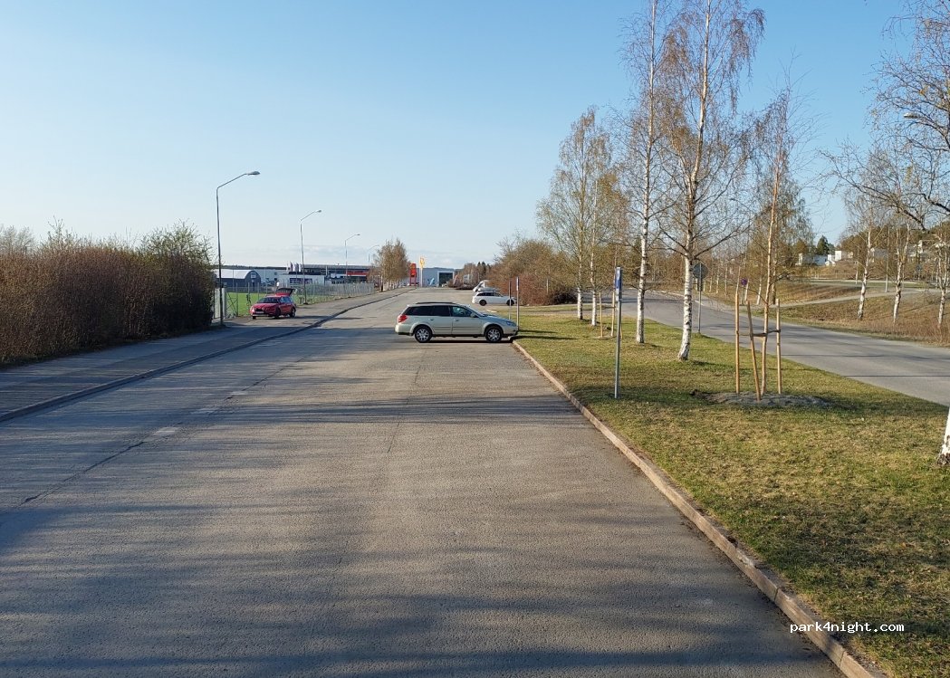 (831 32) Östersund - 33 Kadettstigen — foto