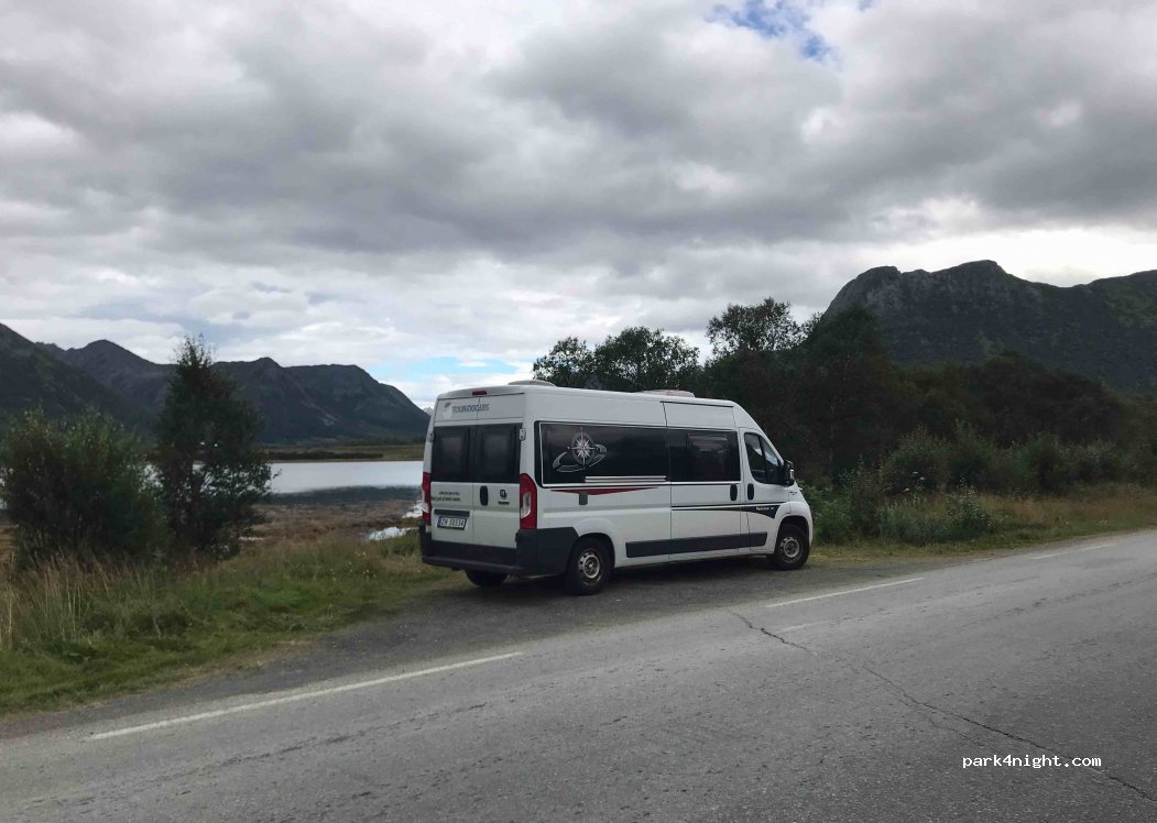 (8484) Risøyhamn - Primær Fylkesveg 82 — foto