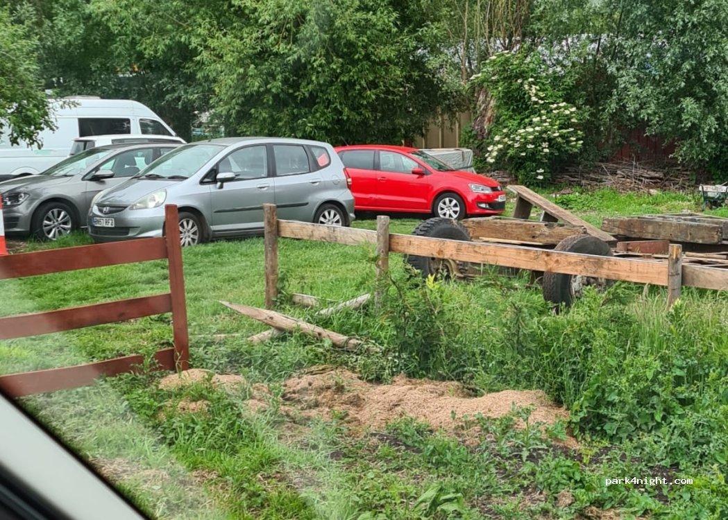 Loddon Campsite — foto 4