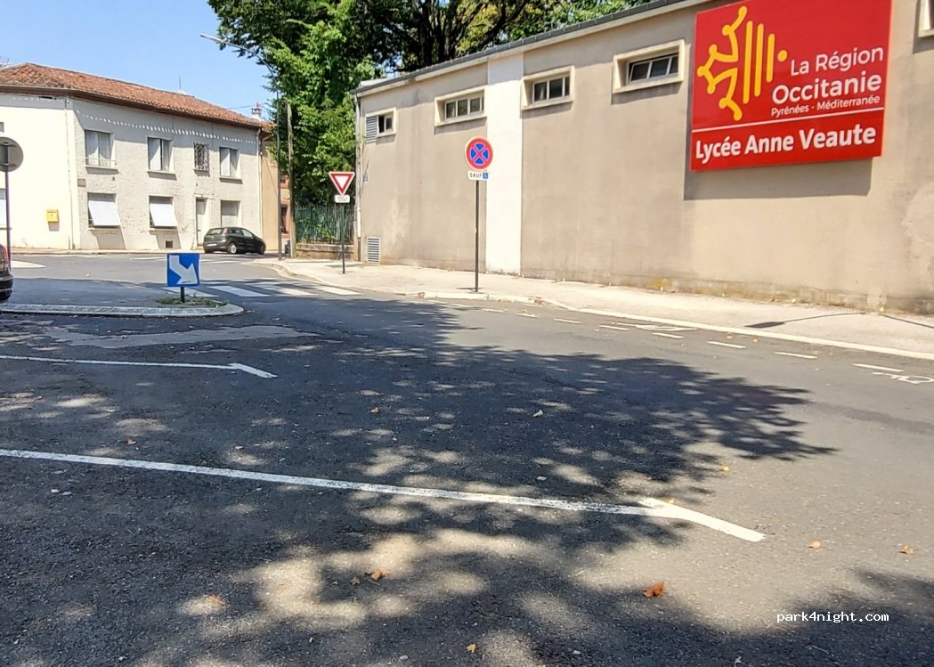(81100) Castres - 46 Boulevard Magenta — foto 2