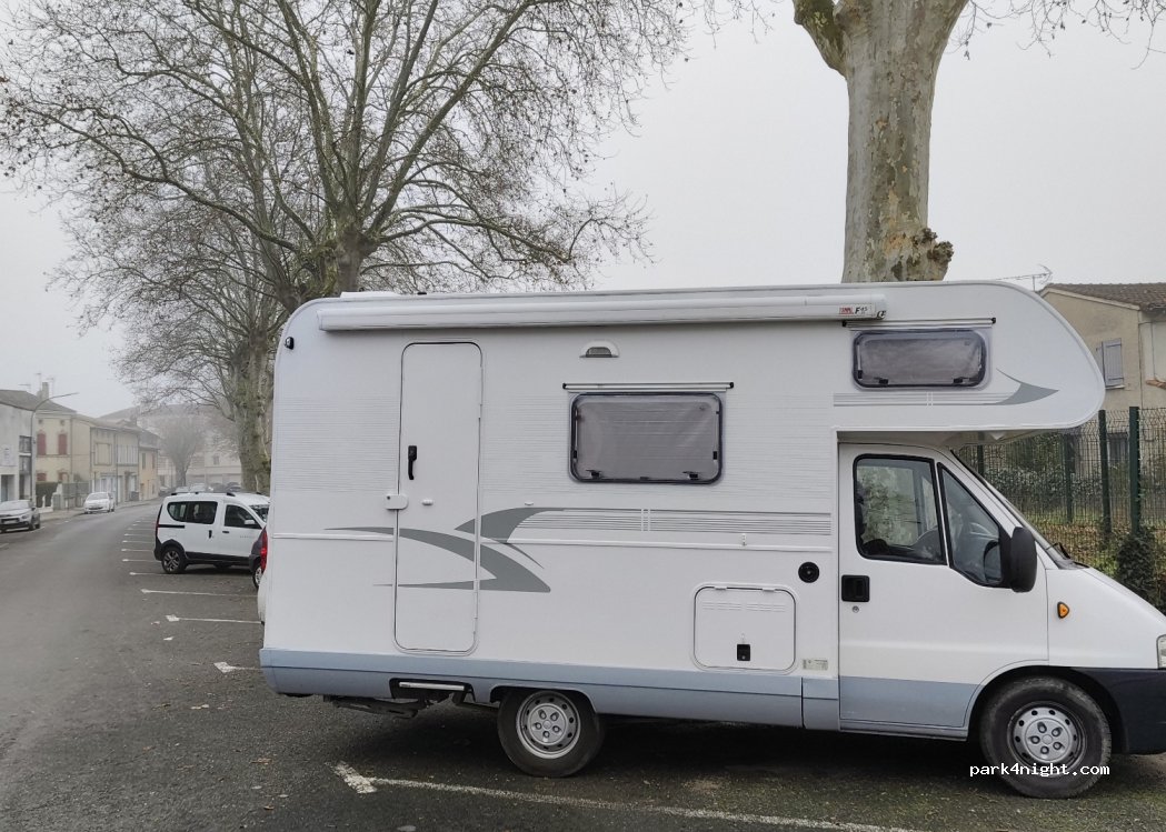 (81100) Castres - 46 Boulevard Magenta — foto 4