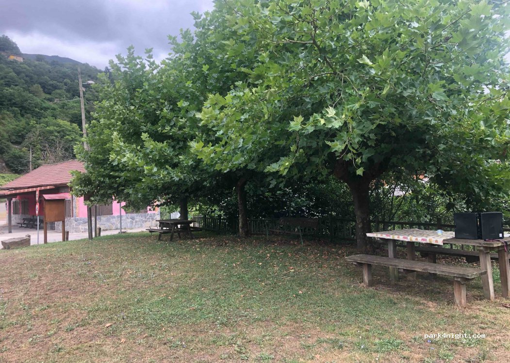(33610) Mieres - 66 Lugar el Lago — foto