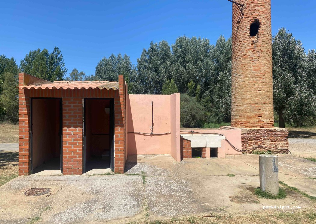 (24220) Valderas - Unnamed Road — foto 3