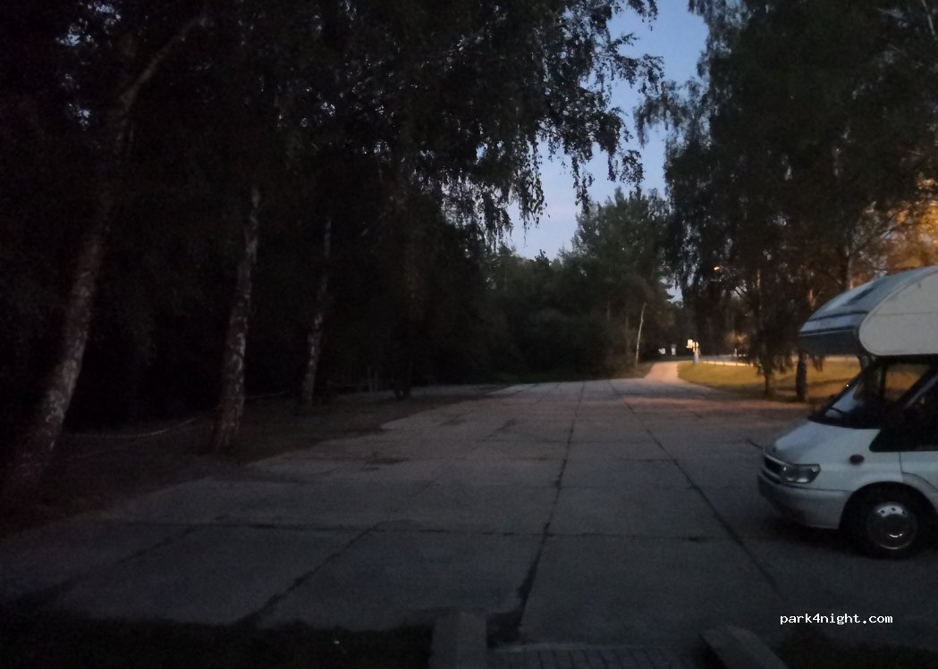 (257 41) Týnec nad Sázavou - Unnamed Road — foto 3