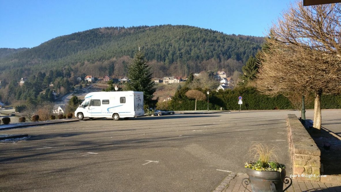 (67710) Wangenbourg-Engenthal - 28-30 Rue du Gén de Gaulle — foto