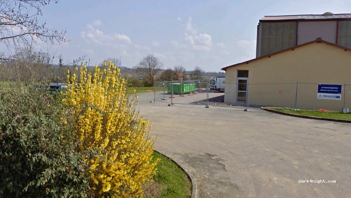 (64300) Salles-Mongiscard - 144-304 Chemin Larrue — foto