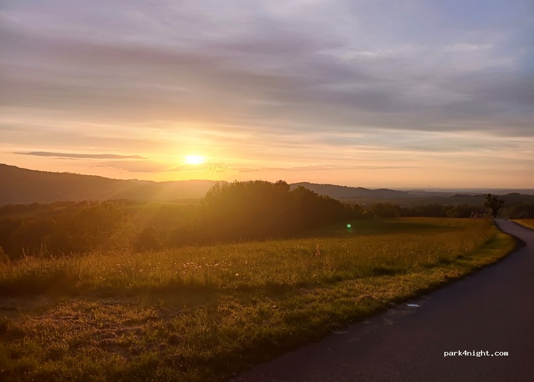 (739 11) Malenovice - Unnamed Road — foto 2