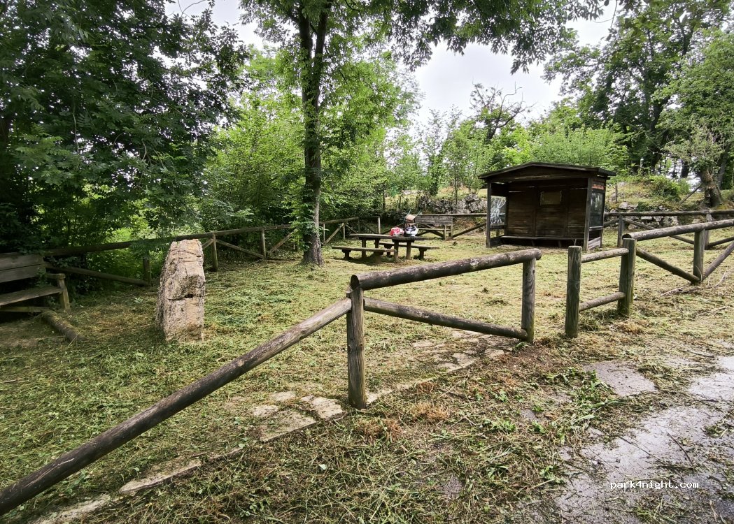 (33554) Las Arenas - Unnamed Road — foto
