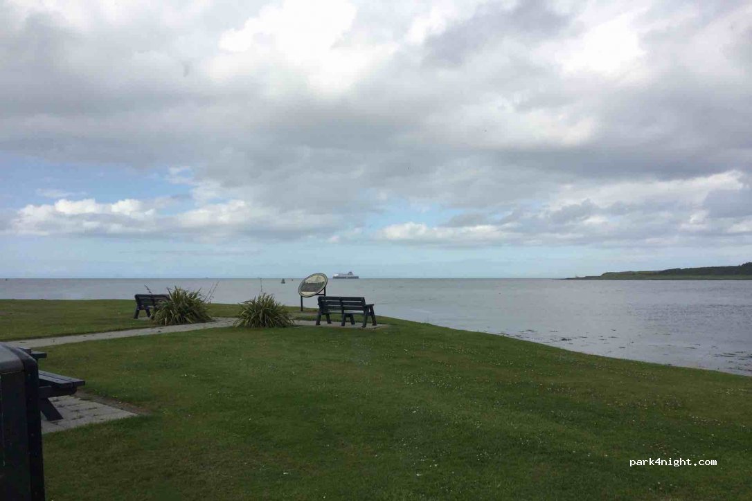 (BT40 1AD) Larne - 18 Chaine Memorial Road — foto 2