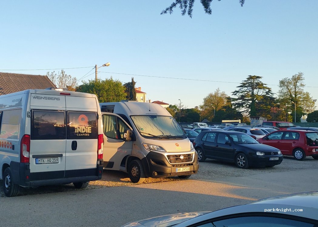 (23000) Zadar - 4 Ulica Marka Marulića — foto