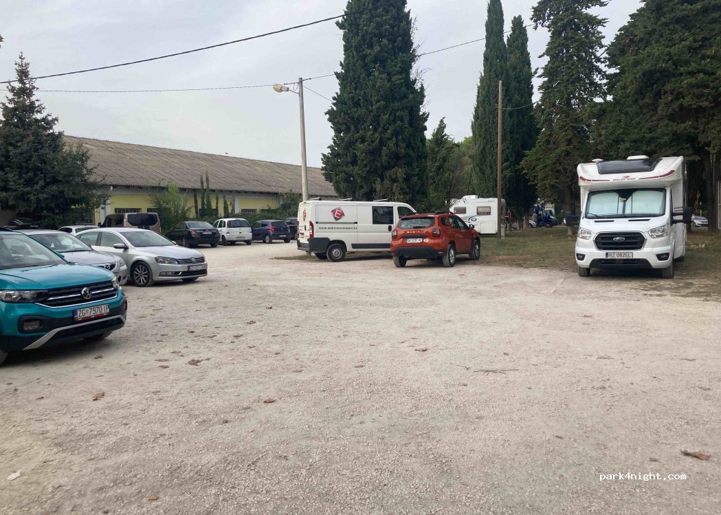 (23000) Zadar - 4 Ulica Marka Marulića — foto 3