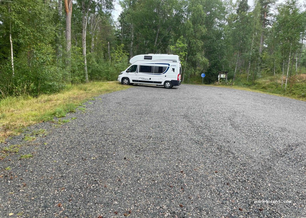 (764 56) Grisslehamn - 9 Källrudsvägen — foto 2