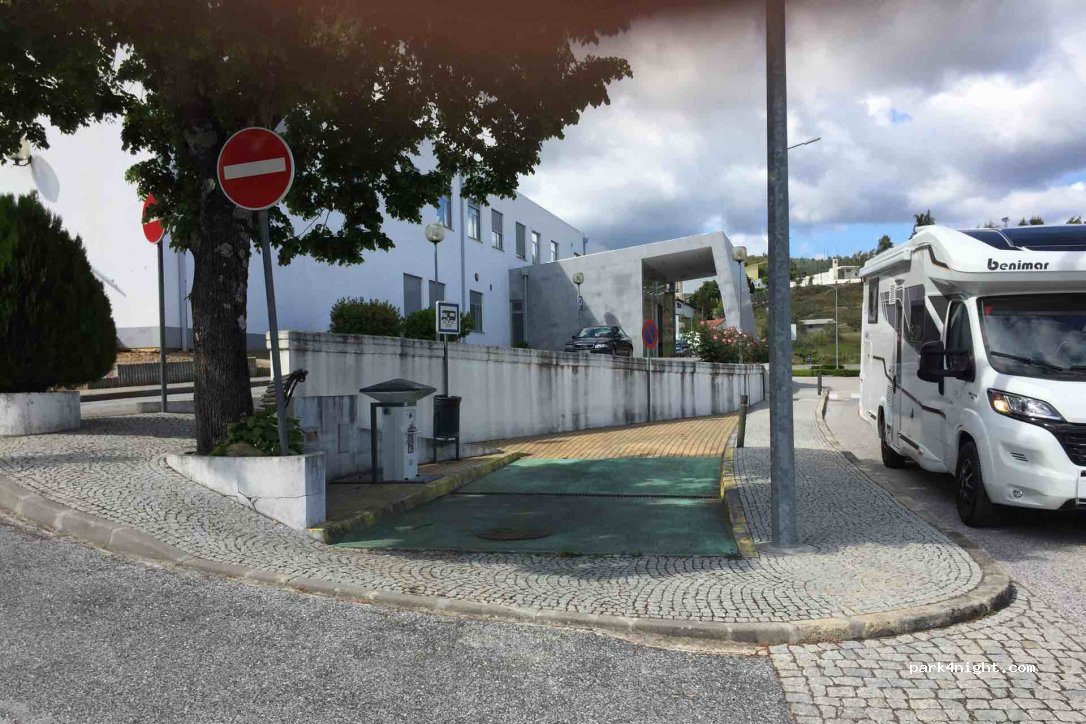 (6160) Oleiros - Rua Doutor Barata Relvas — foto 2
