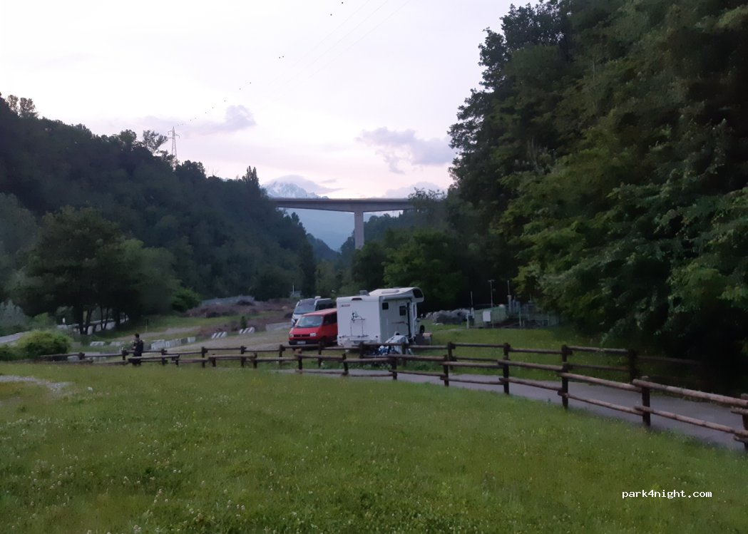 (11100) Aosta - Parc Saumont — foto 2