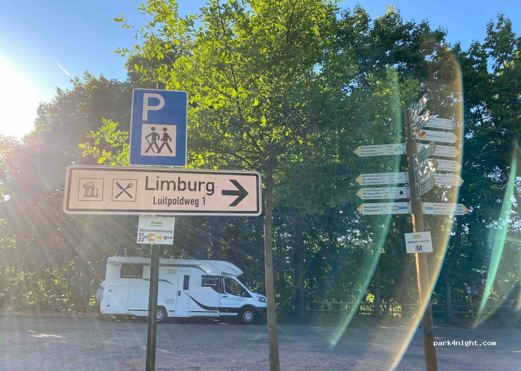 Parkplatz Fünfguldenberg — foto