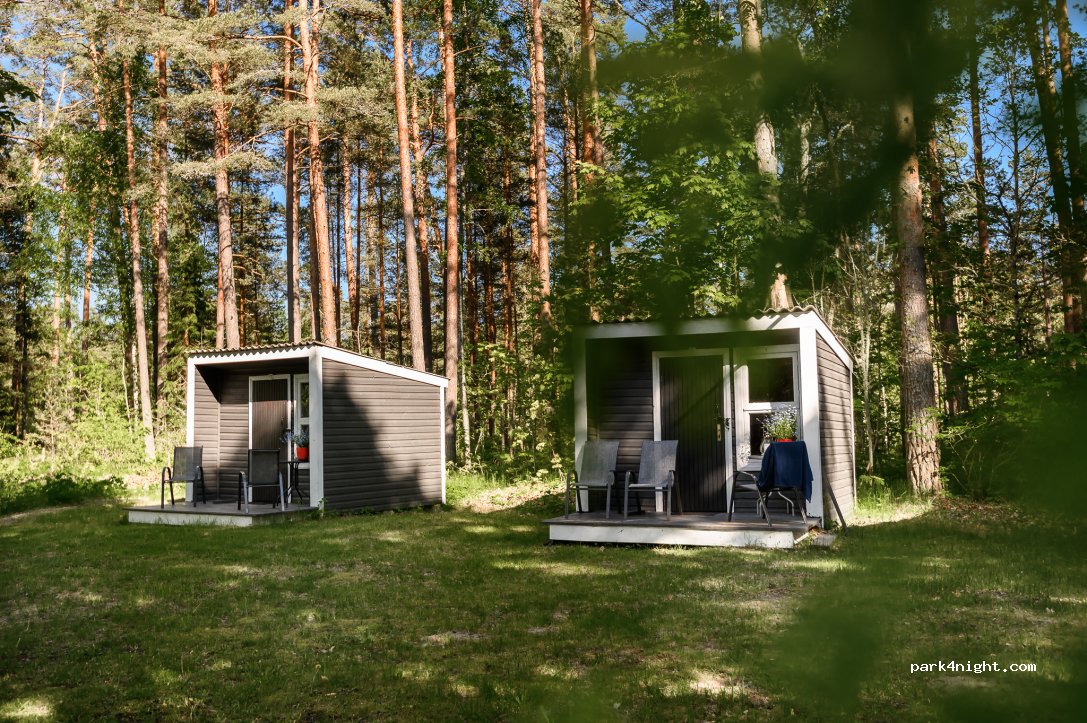 Uki motorhome + caravan park — foto