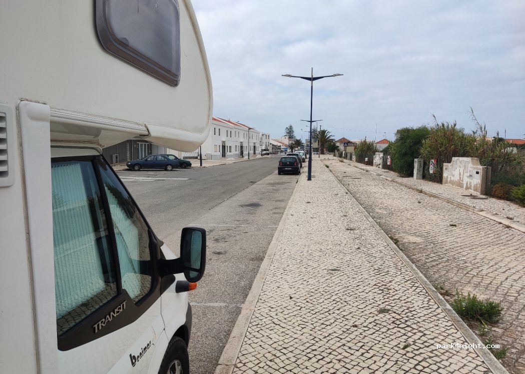 (8650-357) Sagres - 75 Rua Comandante Matoso — foto 2