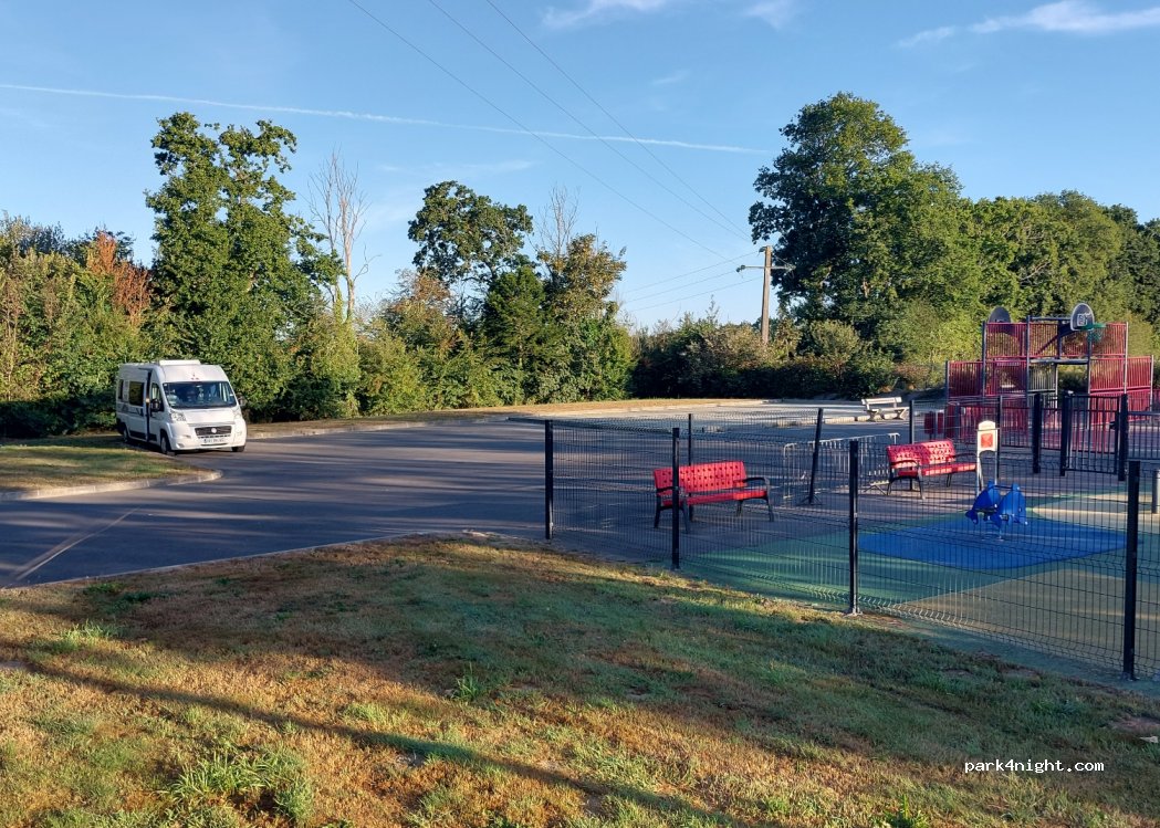 (29610) Plouigneau - 45 Chemin des Aubépines — foto 2