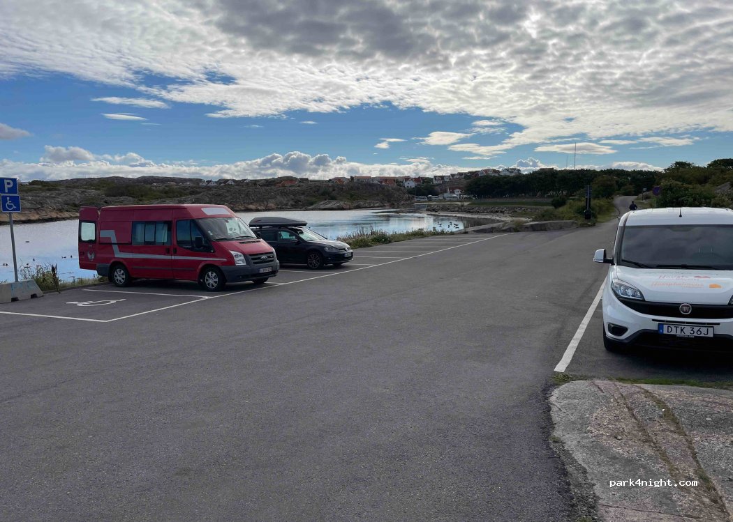 (450 43) Smögen - Smögens Kyrkogård — foto