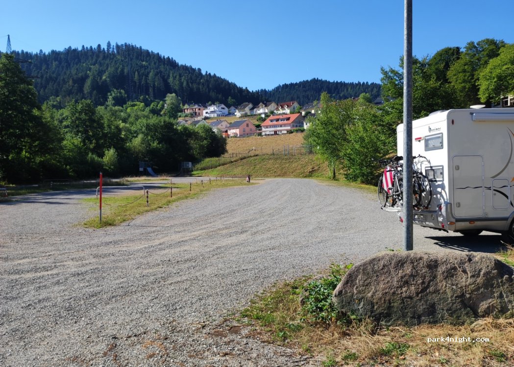(77761) Schiltach - 201 Schenkenzeller Straße — foto