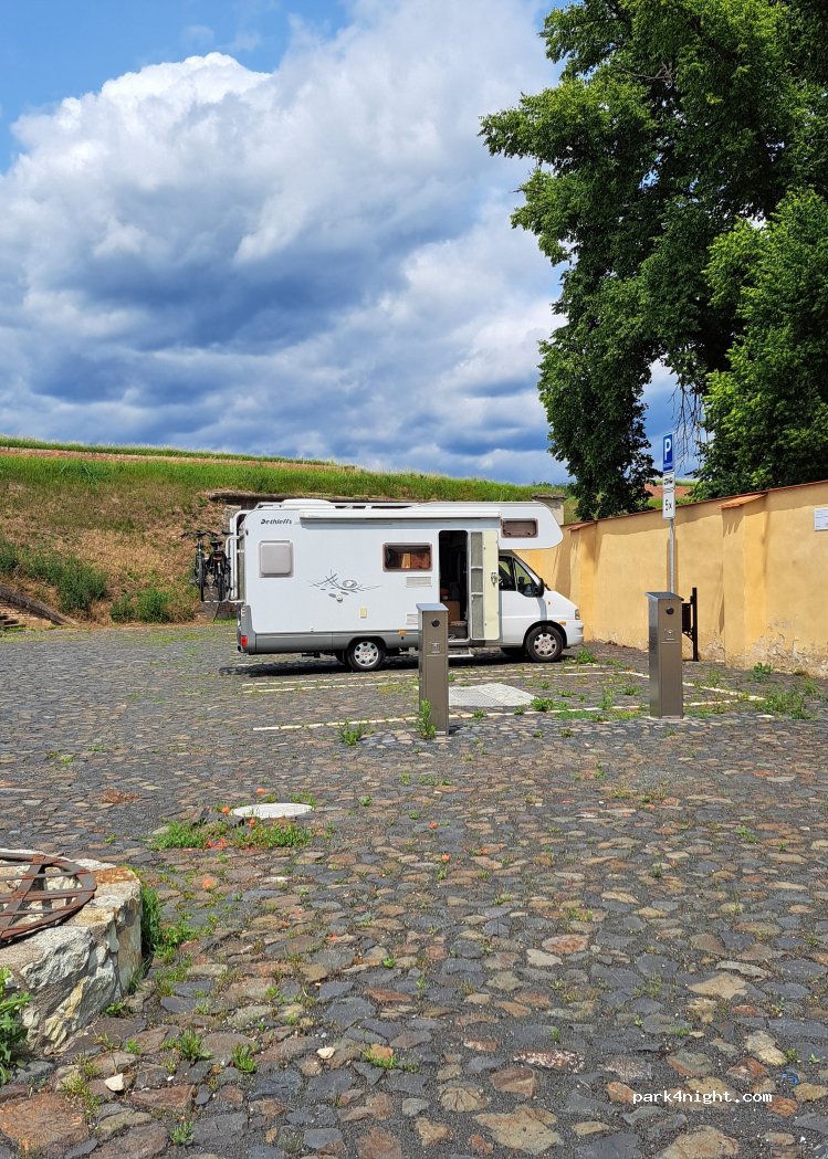 (411 55) Terezín - Dukelských hrdinů — foto 5