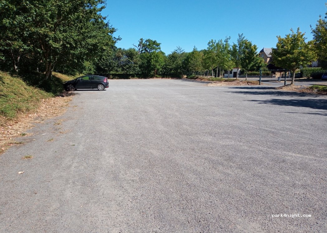 (35120) Dol-de-Bretagne - 1 Rue des Luzardières — foto
