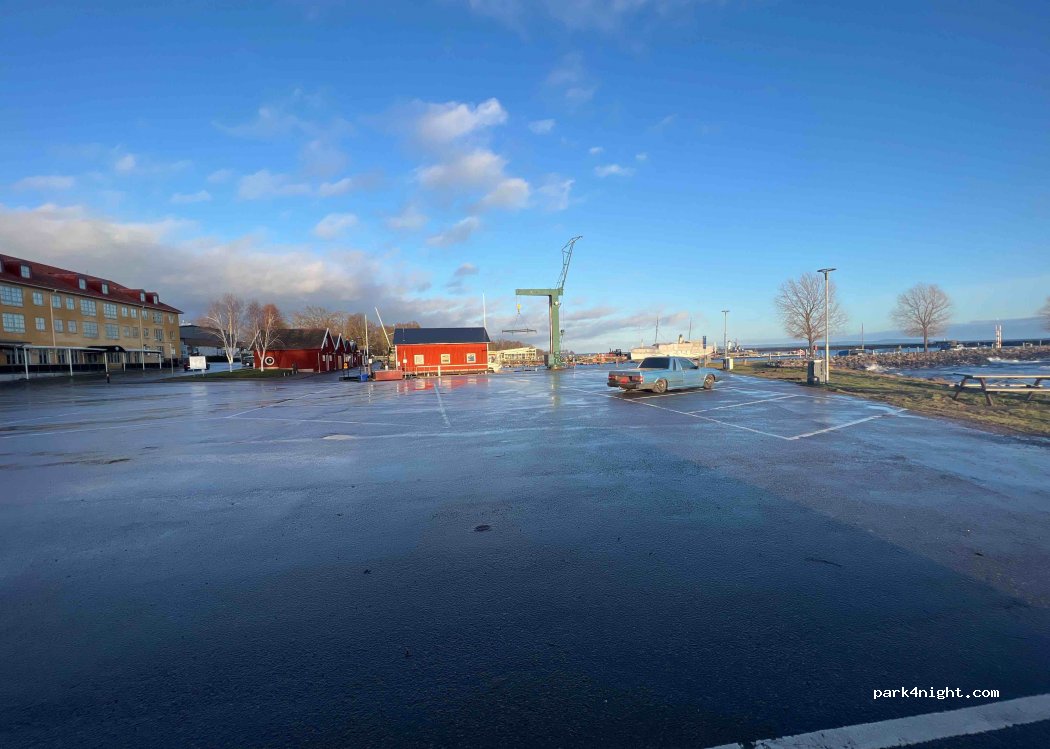 (544 30) Hjo - 11 HAMNEN — foto