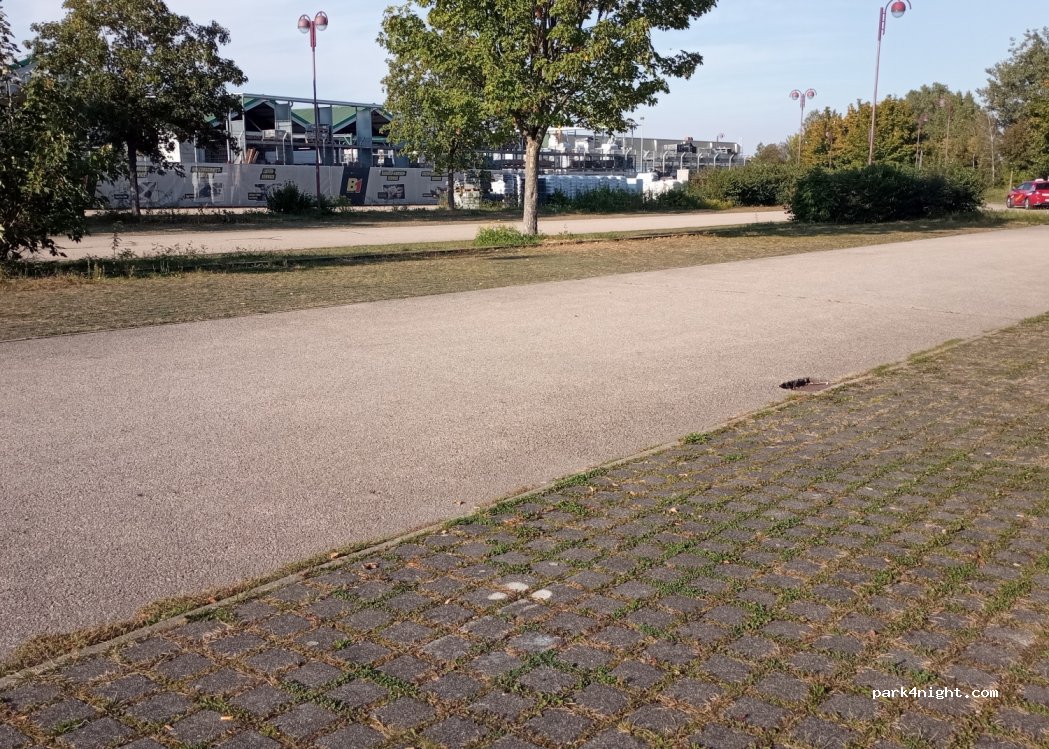 (08371) Glauchau - 10A Grenayer Straße — foto 2