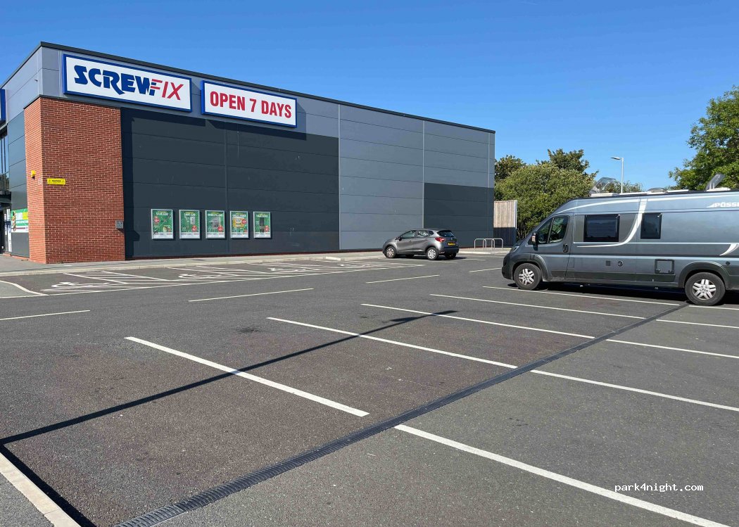 (LL16 3DT) Denbigh - 15 Rhyl Road — foto
