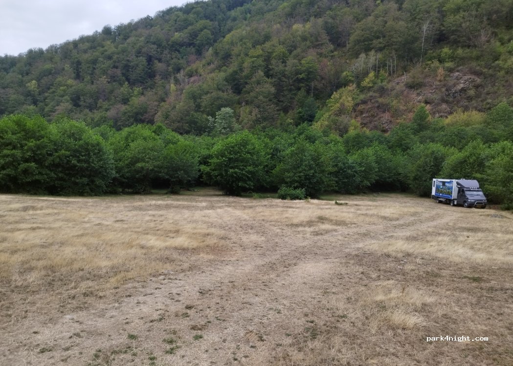 (327438) Măru - — foto