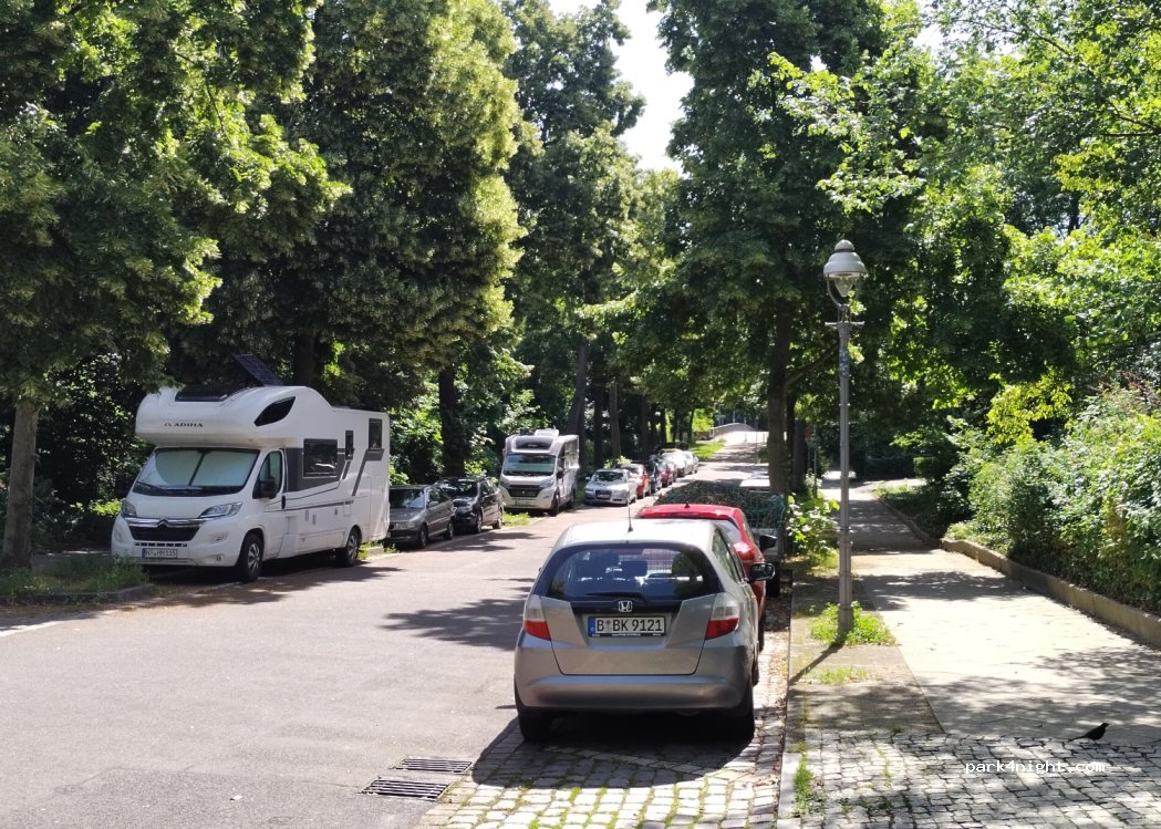 (12207) Berlin - 10 Krahmerstraße — foto
