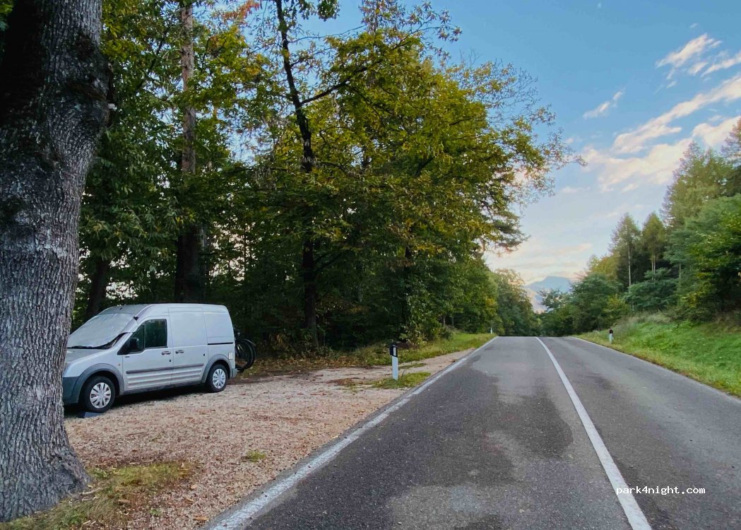 (39057) Eppan an der Weinstraße - Montiggler Straße — foto