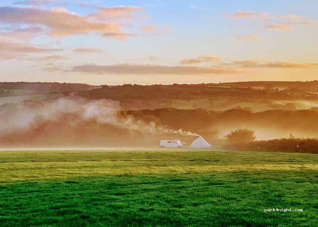 The Camping Field — foto 5