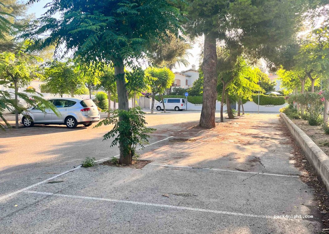 (43883) Roda de Berà - 9 Avinguda de Catalunya — foto 3