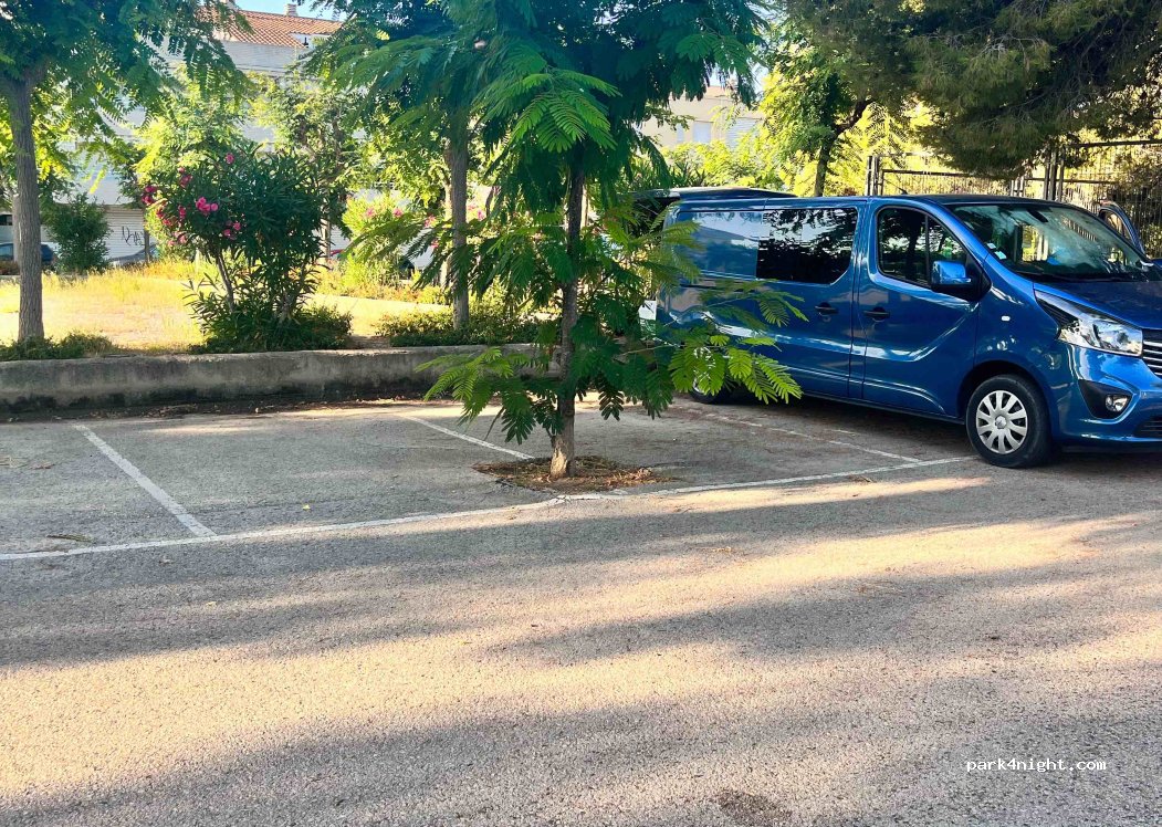 (43883) Roda de Berà - 9 Avinguda de Catalunya — foto 4