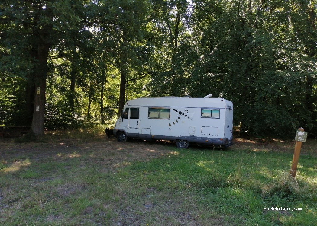 (08170) Hargnies - — foto