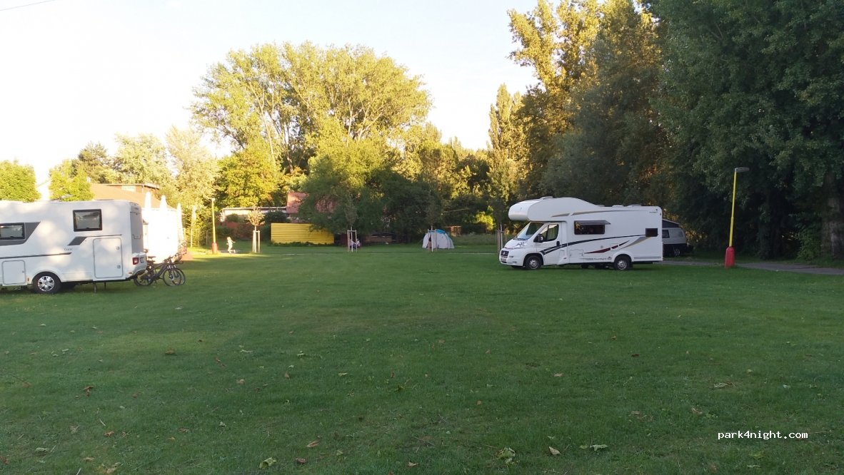 Autocamp Mělník — foto 2