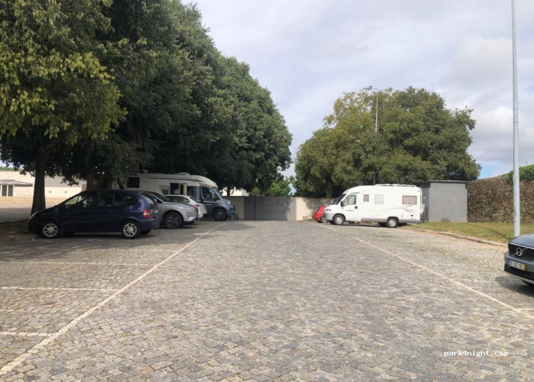 (4700-028) Braga - 11 Rua Damião de Góis — foto