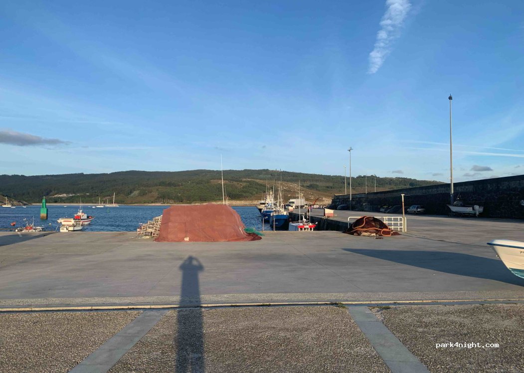 (15114) O Porto de Corme - 11 Rúa Carral — foto 2