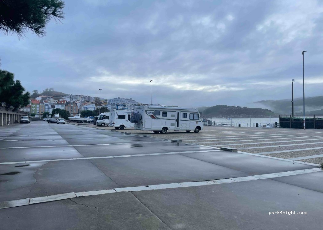 (15114) O Porto de Corme - 11 Rúa Carral — foto 4
