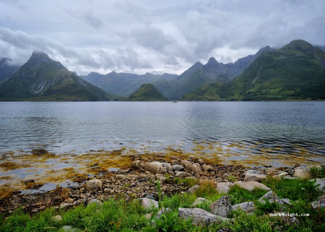 (8315) Grunnførfjord - — foto