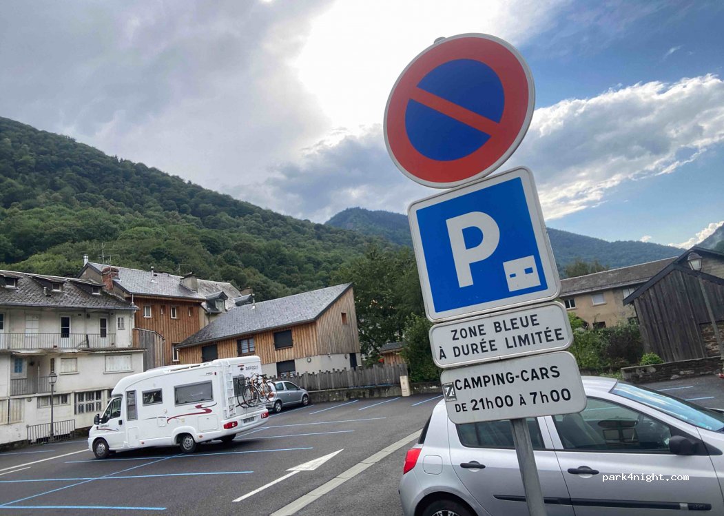 (31110) Bagnères-de-Luchon - 24 Avenue Jean Jaurès — foto 2